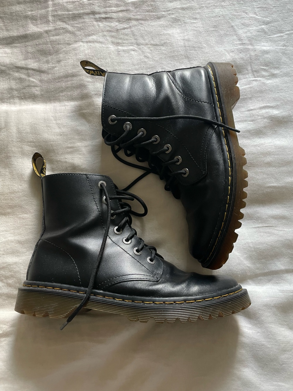 Dr. Martens Black Leather Luana Lace-Up Combat Boots women’s size 9